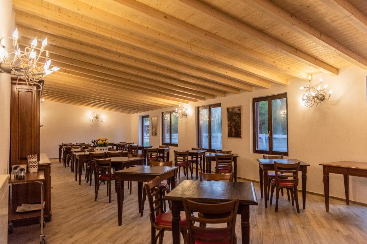 Agriturismo La Fornace Centro Ippico كومو المظهر الخارجي الصورة