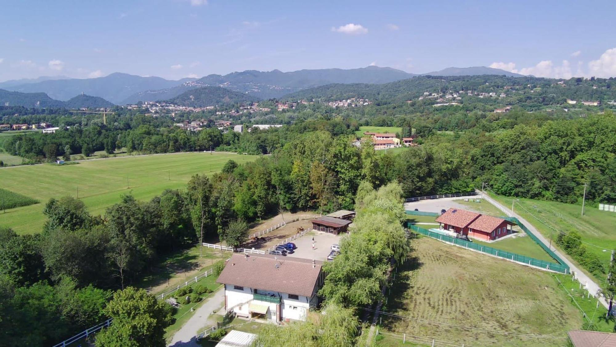 Agriturismo La Fornace Centro Ippico كومو المظهر الخارجي الصورة